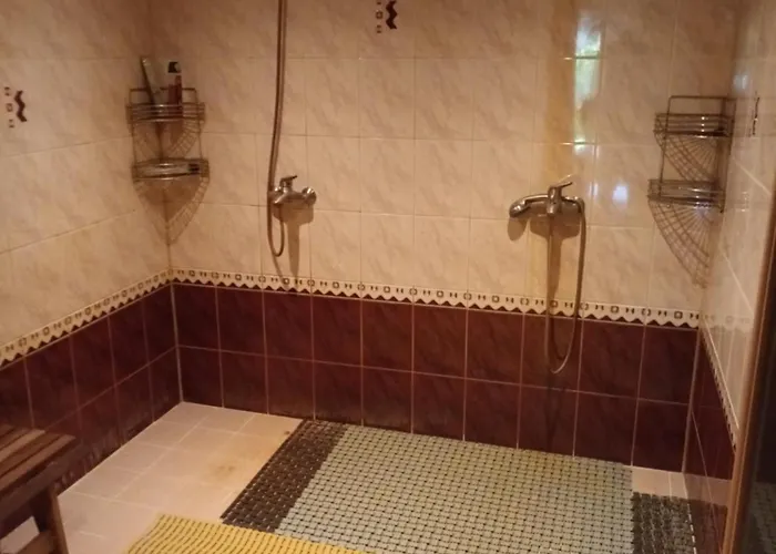 Tammekaennu Kuelalistemaja Guest house